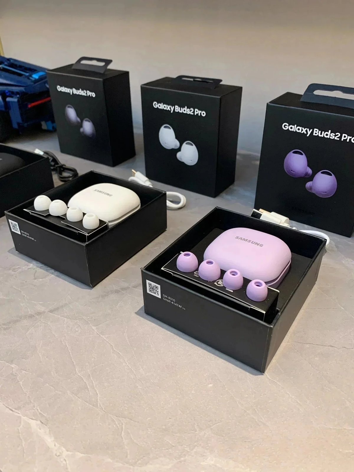 Apple AirPods Pro (2nd Gen) with Panda Edition Packaging Black / White / Purple TWS Earbud... product detail 2 in Litbuy spreadsheet finds