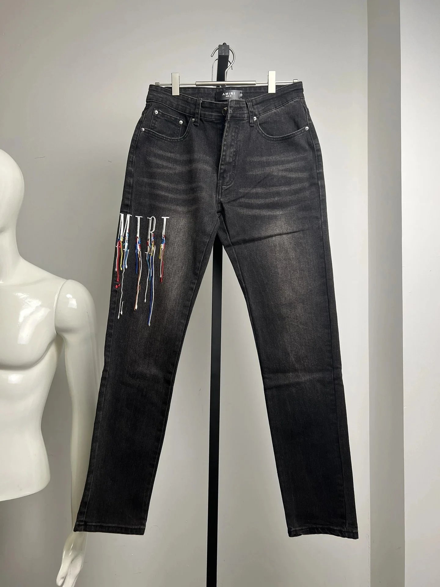 AMIRI Jeans Embellished Distressed image 6