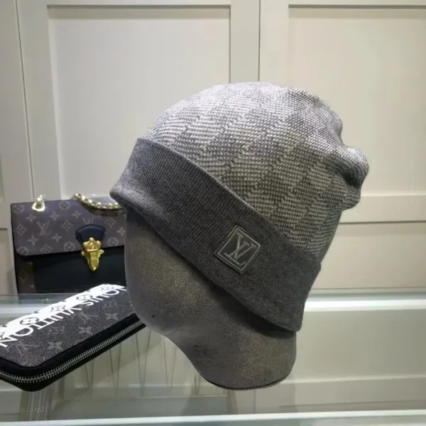 Louis Vuitton Monogram Knit Beanie Black/Blue - 13