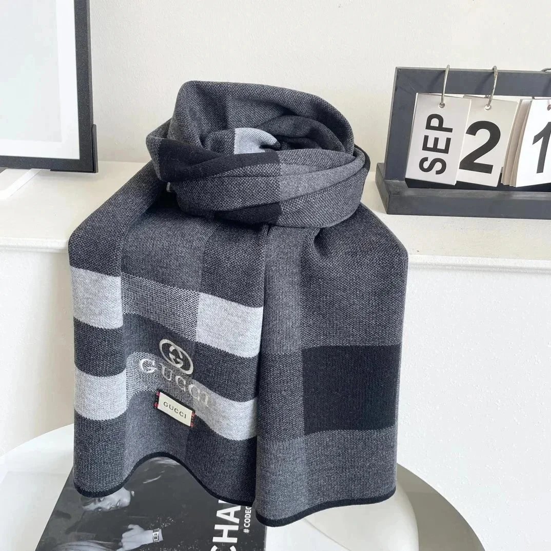Dior Scarves Fringed Logo-Pattern Scarf image 3