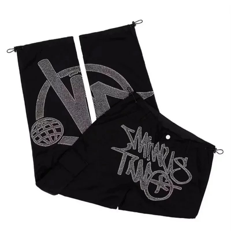 Corteiz Shorts Cargo with Webbing Belt and Oval Graphic Print — 25