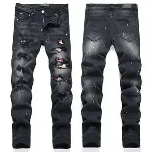AMIRI Jeans Distressed Graphic image 14