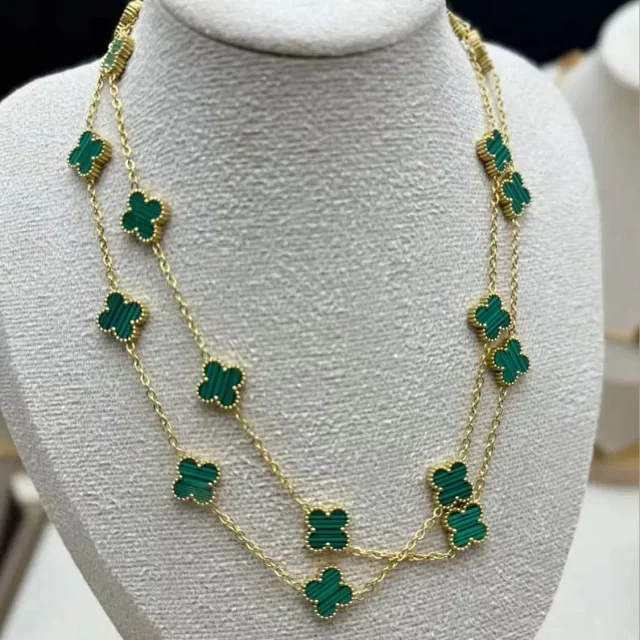 Van Cleef & Arpels Jewelry Four-leaf clover motif product detail image 3