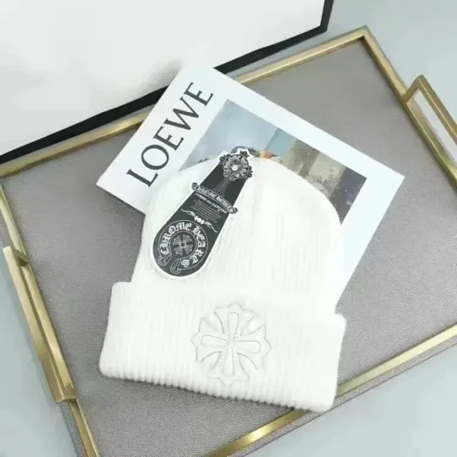 Chrome Hearts Hats Ribbed Knit Beanie with Cross Patch product detail image 3