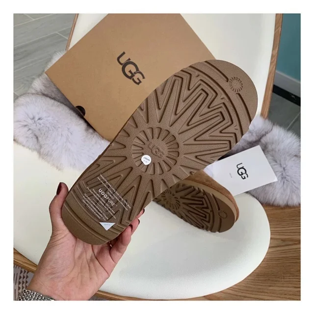 UGG Boots Shearling-Lined Ankle product detail image 21