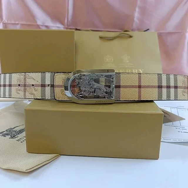 Burberry Belts Check-pattern belt with TB monogram buckle product detail image 3