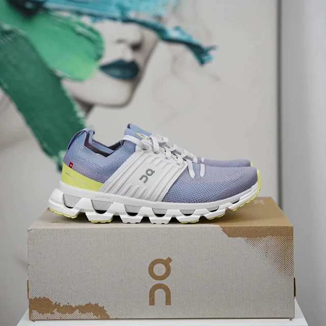 On Sneakers CloudTec knit running product detail image 14