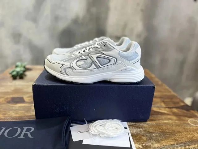 Dior Sneakers B30 product detail image 1