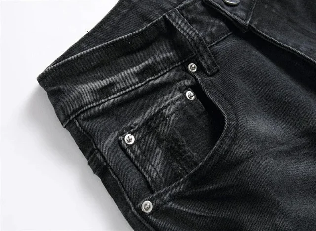 AMIRI Jeans Distressed Graphic product detail image 11