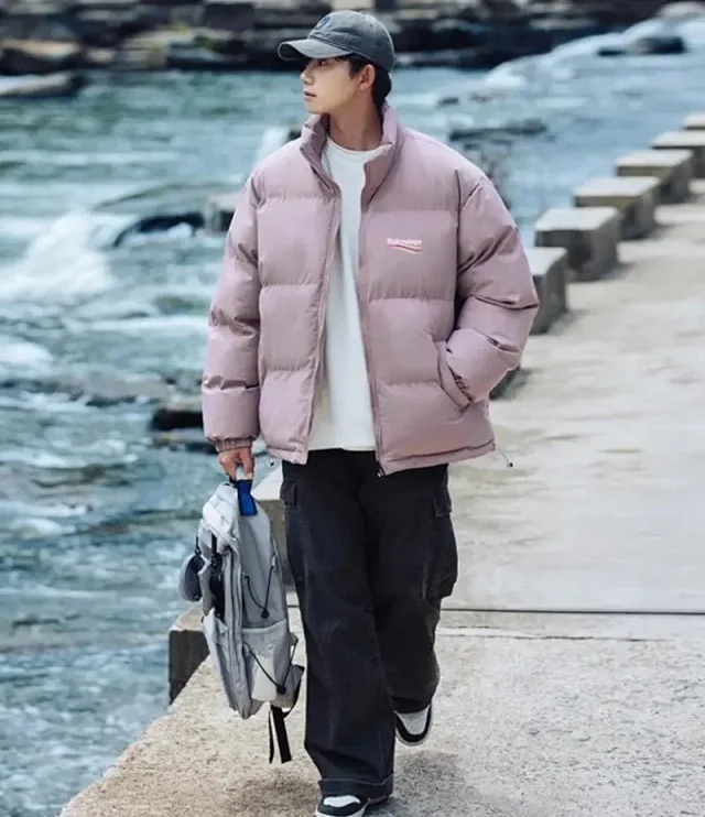 Balenciaga Down Jackets High-neck quilted puffer jacket product detail image 7