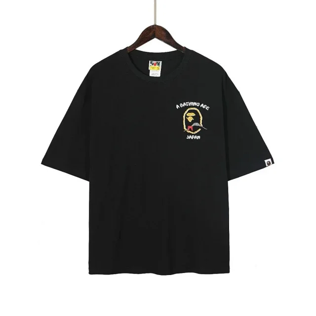 BAPE T-Shirts Short-Sleeve Graphic Logo T-Shirt product detail image 7