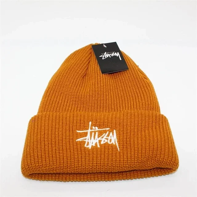 Stüssy Hats Embroidered Logo Rib-Knit Cuffed Beanie product detail image 8