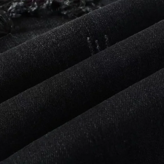AMIRI Jeans 6001 Distressed Skinny product detail image 2