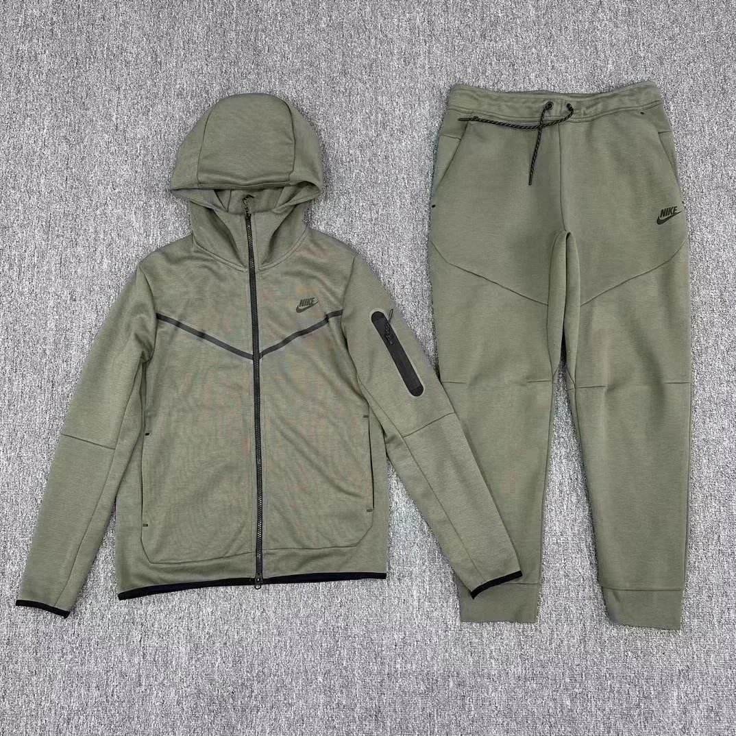 Nike Matching Sets Hooded zip-up jacket and jogger pants set — A military-green set
