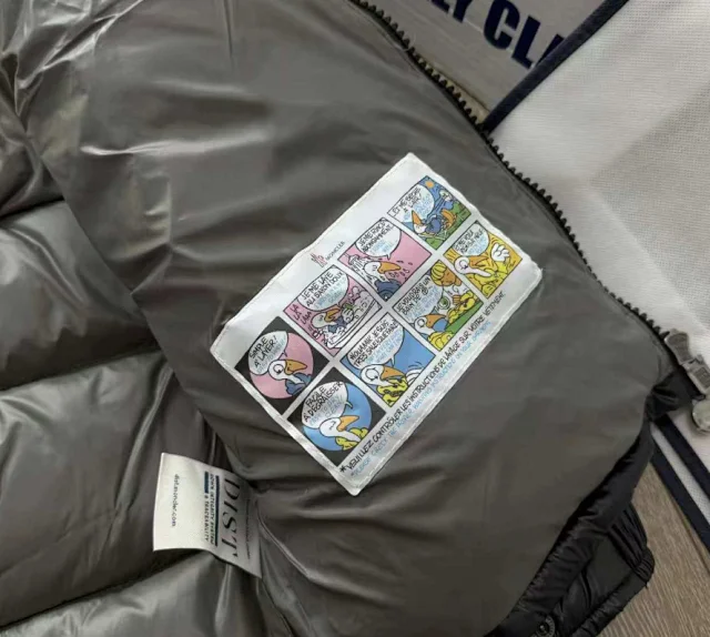 Moncler Down Jackets Quilted Jacket product detail image 19