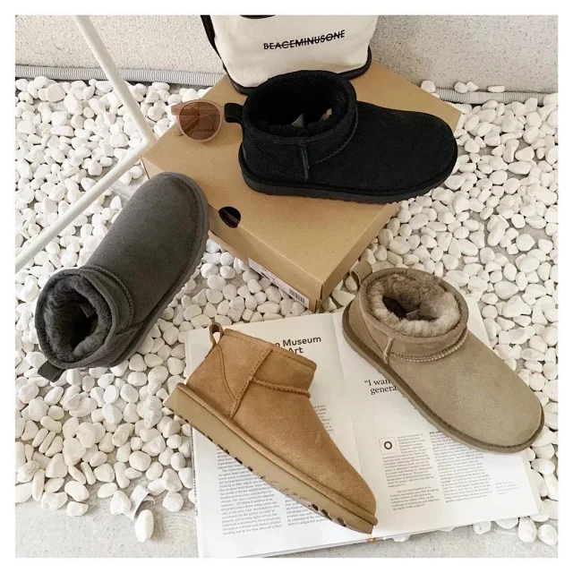 UGG Boots Shearling-Lined Ankle product detail image 3