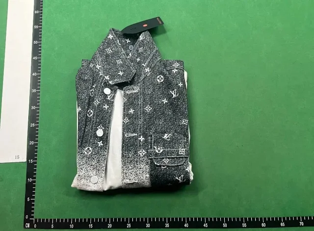 Louis Vuitton Jackets Monogram trucker jacket product detail image 3