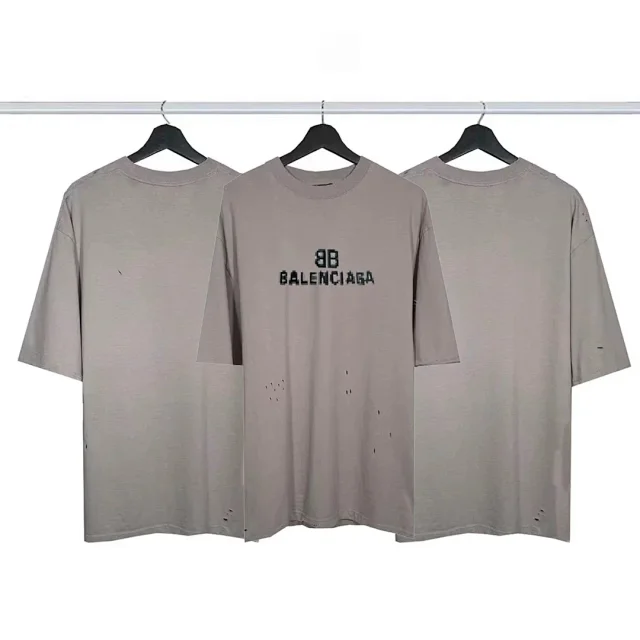 Balenciaga T-Shirts Short-Sleeve Logo Graphic T-Shirt product detail image 9