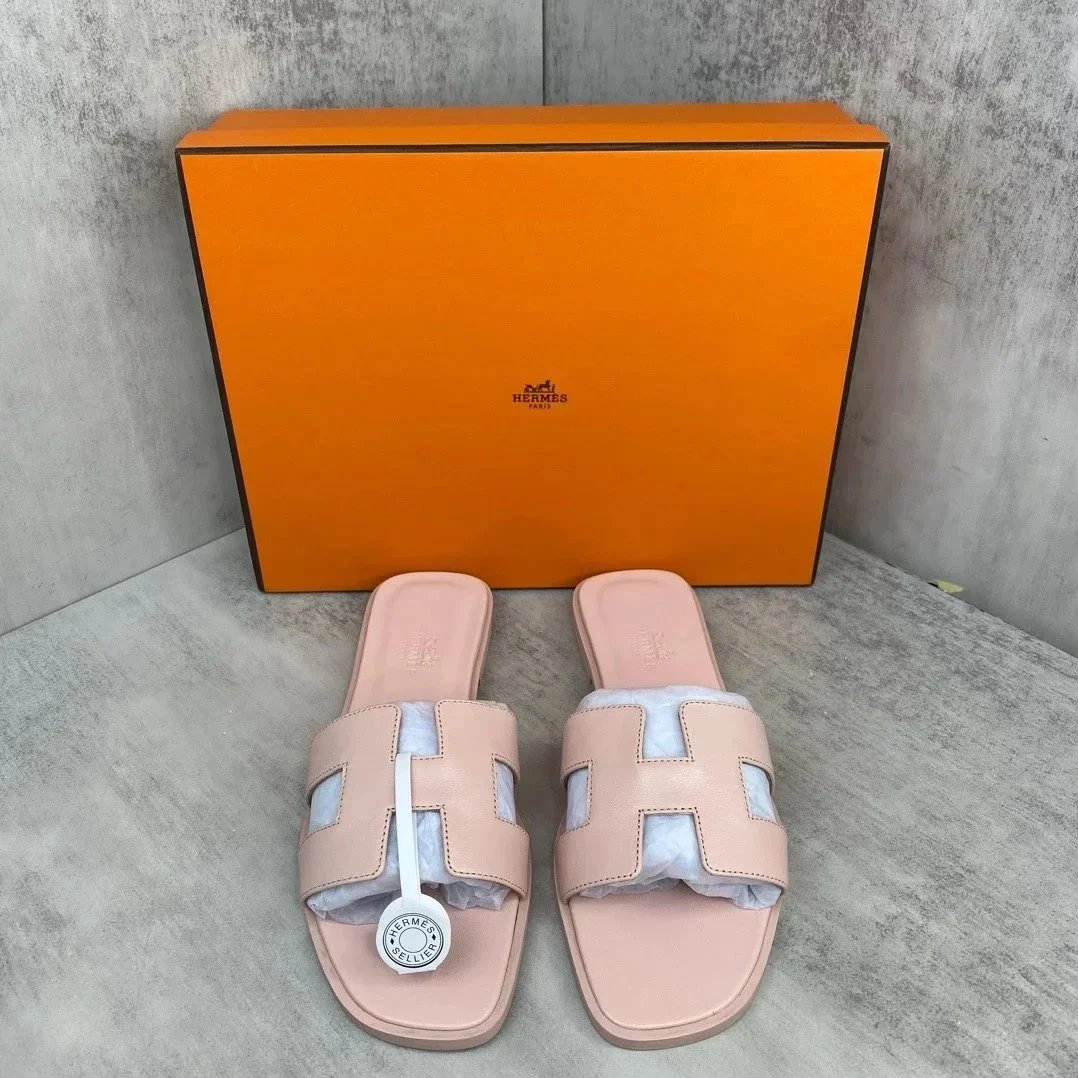 Hermès Oran Sandals White Leather Slippers - 10