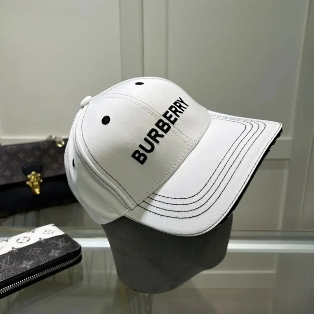Burberry Hats Baseball Cap with Embroidered Logo or Equestrian Knight Emblem product detail image 3