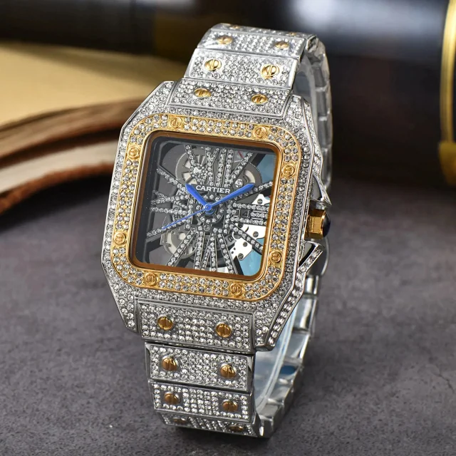Cartier Watches Analog wristwatch with Roman numeral dial product detail image 7