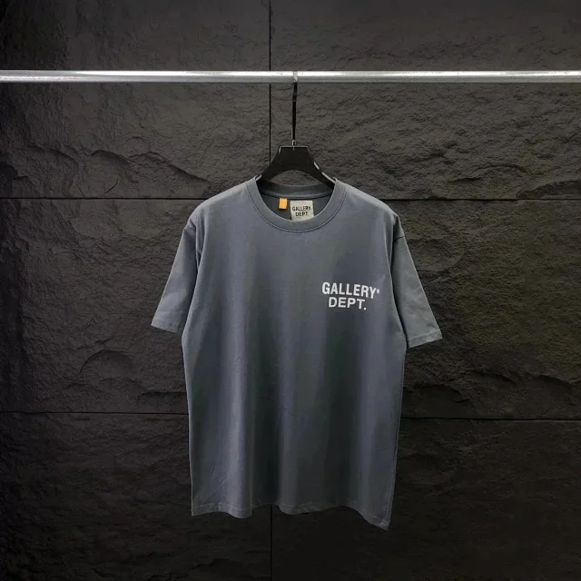 Gallery Dept. T-Shirts Logo Print Short-Sleeve T-Shirt product detail image 5