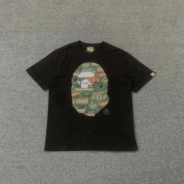 A BATHING APE T-Shirts Short-Sleeve Head Graphic product detail image 1