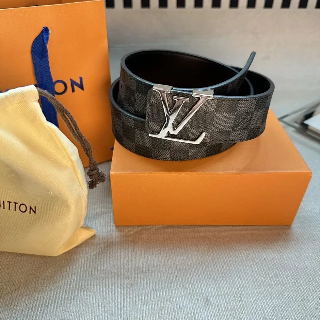 Louis Vuitton Belts LV Buckle Monogram Belt product detail image 9
