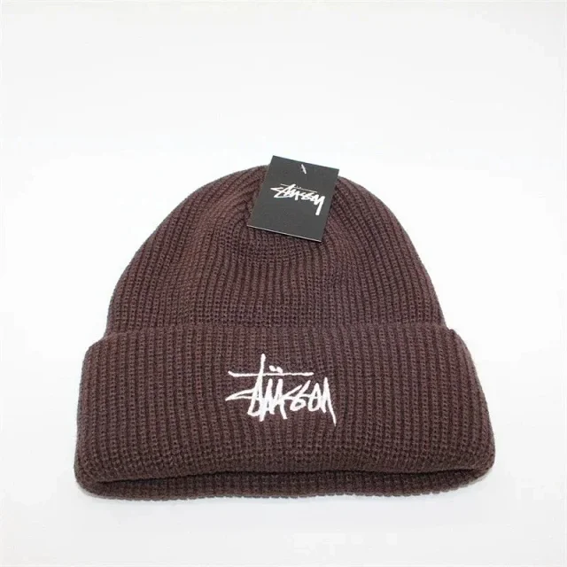 Stüssy Hats Embroidered Logo Rib-Knit Cuffed Beanie product detail image 10