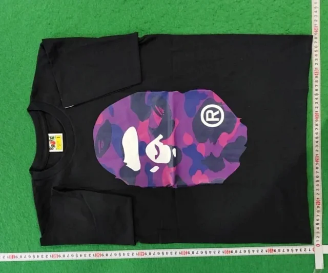 A BATHING APE T-Shirts Short-Sleeve Head Graphic product detail image 9