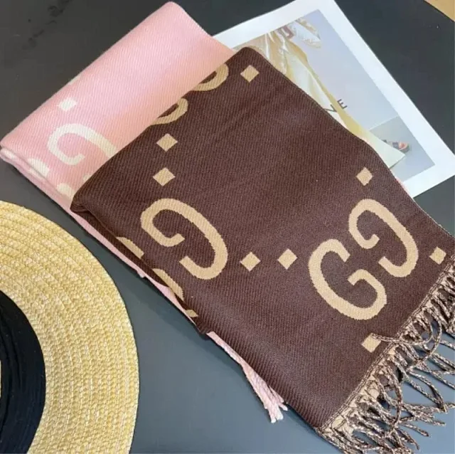 Gucci Scarves Fringed GG monogram scarf product detail image 3
