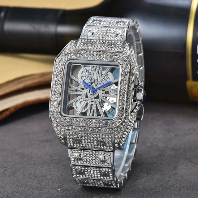 Cartier Watches Analog wristwatch with Roman numeral dial product detail image 10