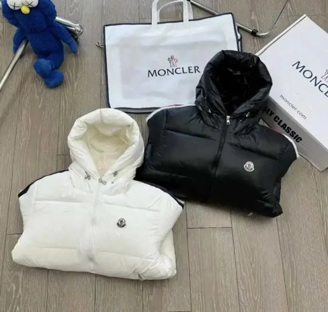 Moncler Down Jackets Quilted Jacket product detail image 8