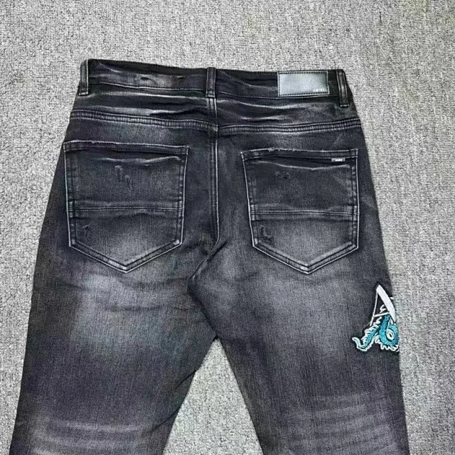 AMIRI Multiple jeans styles shown product detail image 6