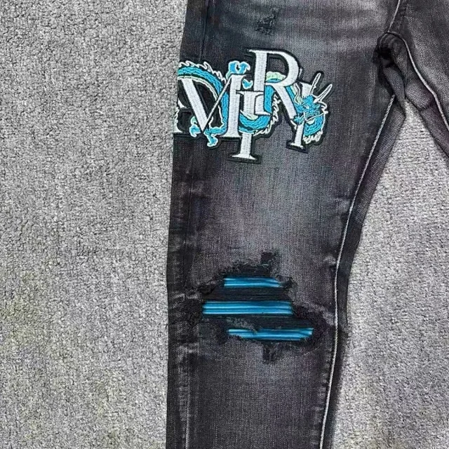 AMIRI Multiple jeans styles shown product detail image 7