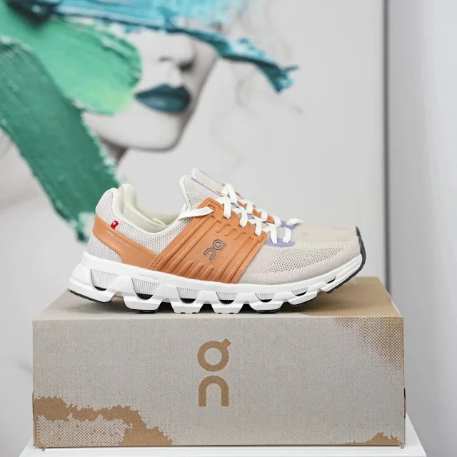 On Sneakers CloudTec knit running product detail image 4