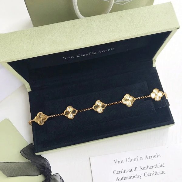 Van Cleef & Arpels Alhambra Four-Leaf Clover Gold Bracelet Jewelry Bracelets product listing in Litbuy spreadsheet finds