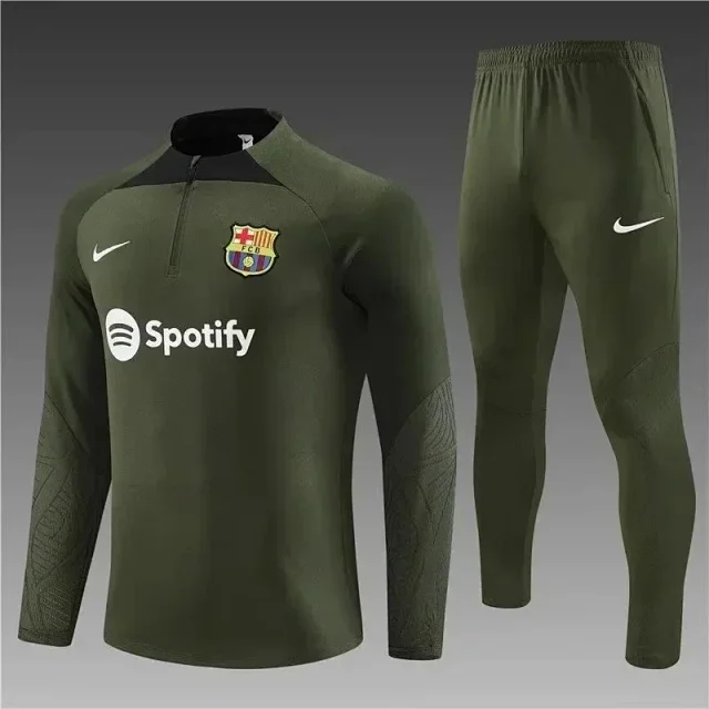 Nike Tracksuits Long-sleeve quarter-zip football training tracksuit product detail image 4