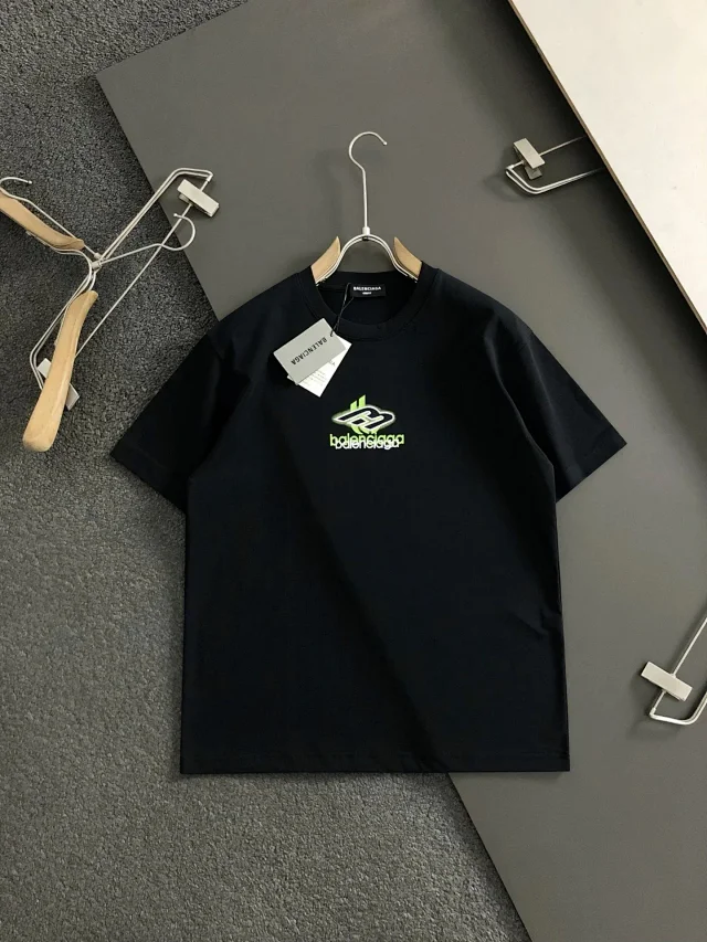 Balenciaga T-Shirts Short-Sleeve Graphic Logo product detail image 8