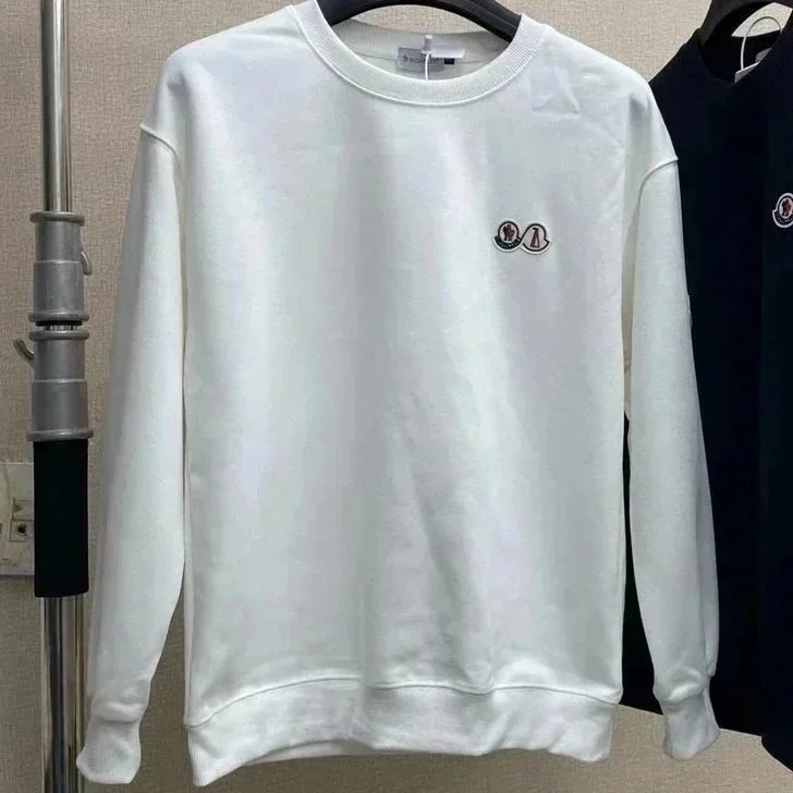 Moncler Jackets Hooded zip-up lightweight jacket — 34