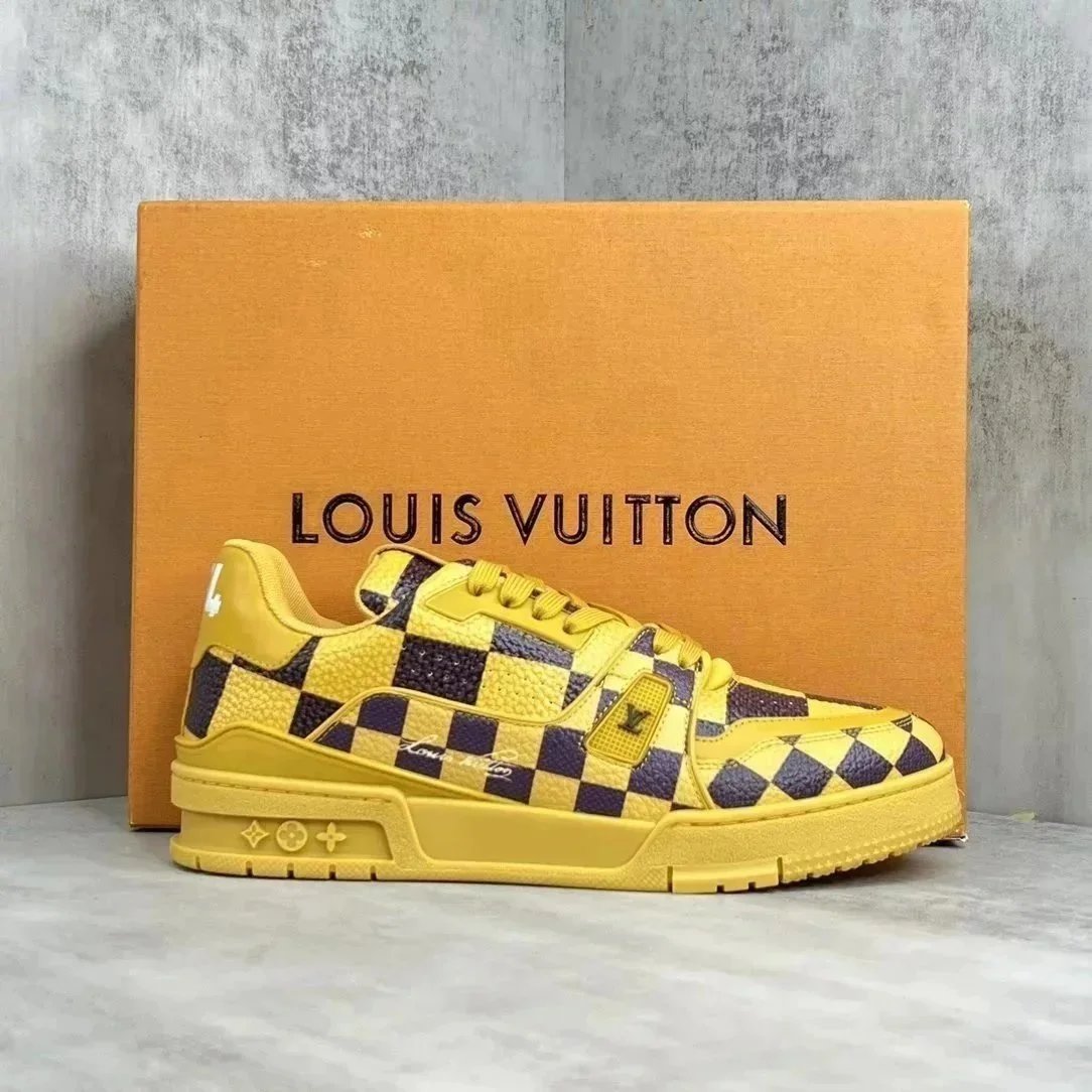 Louis Vuitton Sneakers Low-top lace-up with Monogram flower details — 7