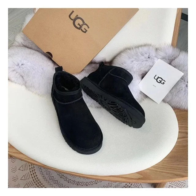UGG Boots Shearling-Lined Ankle product detail image 5