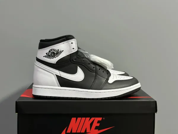 Air Jordan 1 High OG 'Bred Toe' Black White Sneakers - 1