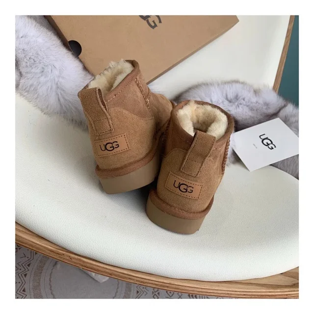 UGG Boots Shearling-Lined Ankle product detail image 20