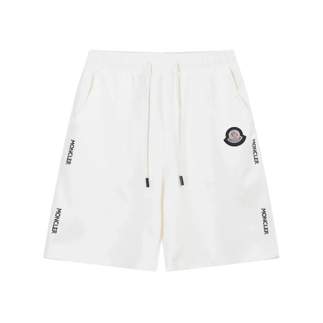 Moncler Shorts Drawstring Logo product detail image 9