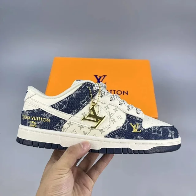 Nike Sneakers Dunk Low product detail image 6