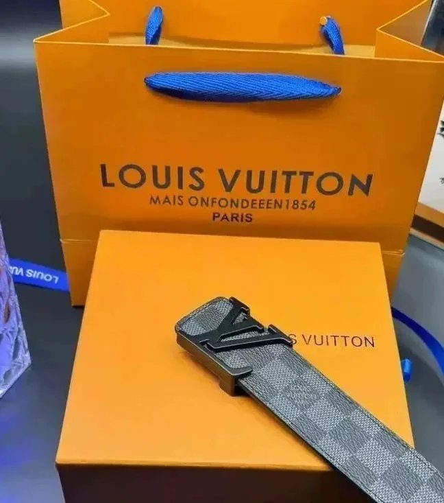 Louis Vuitton Belts LV Initiales buckle with Monogram-pattern strap image 3