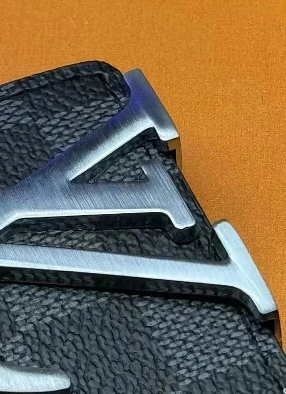 Louis Vuitton Belts LV Initiales buckle with Monogram-pattern strap product detail image 14
