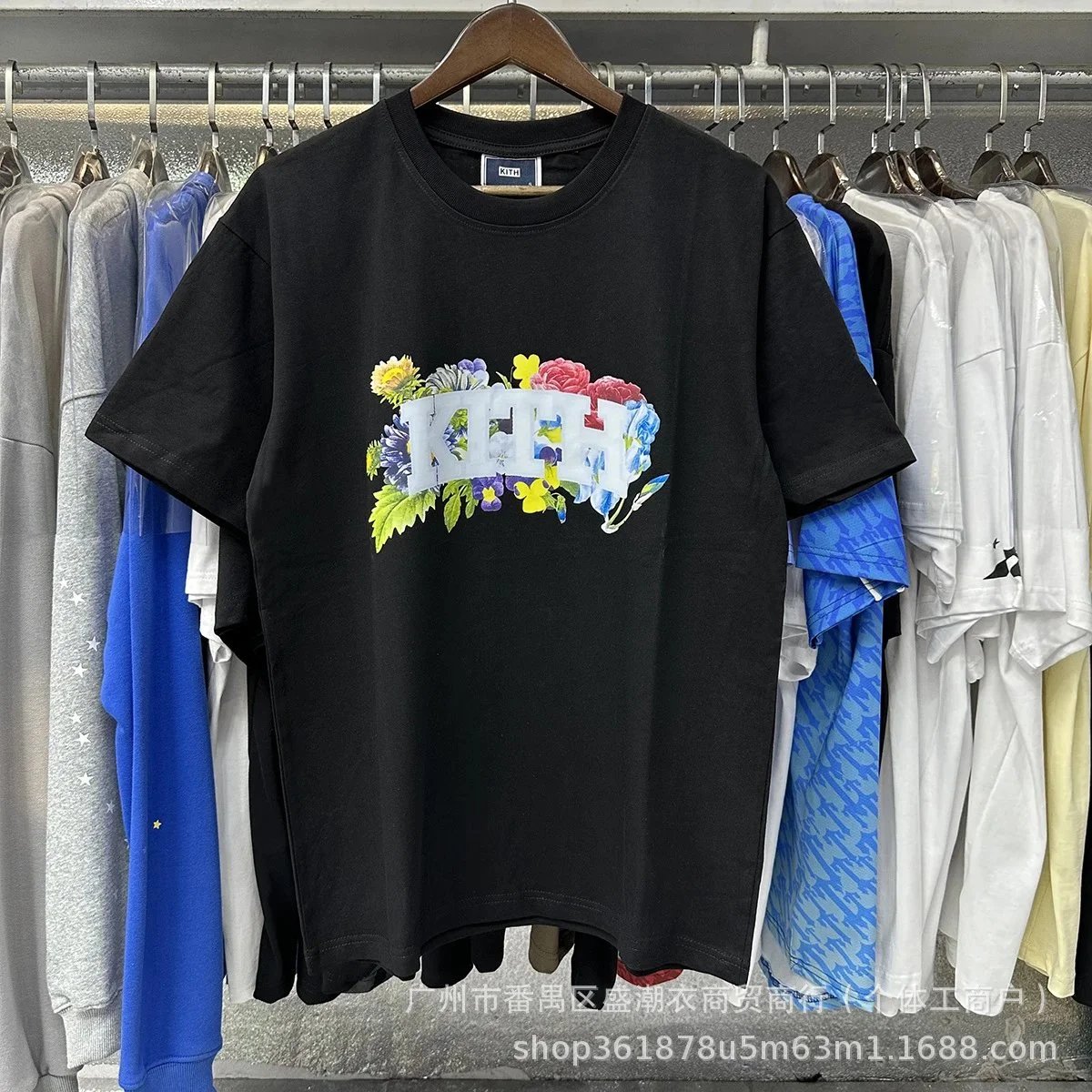Kith T-Shirts Short-Sleeve Graphic Print Crewneck — Black 8053