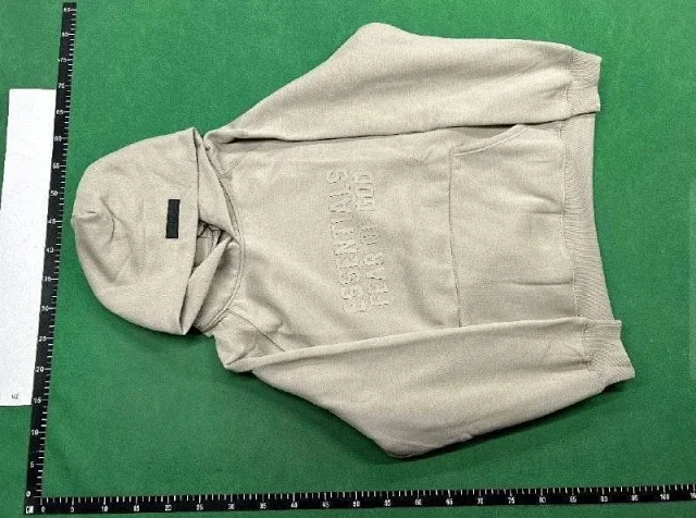 Fear of God ESSENTIALS logo hoodie and joggers product detail image 11
